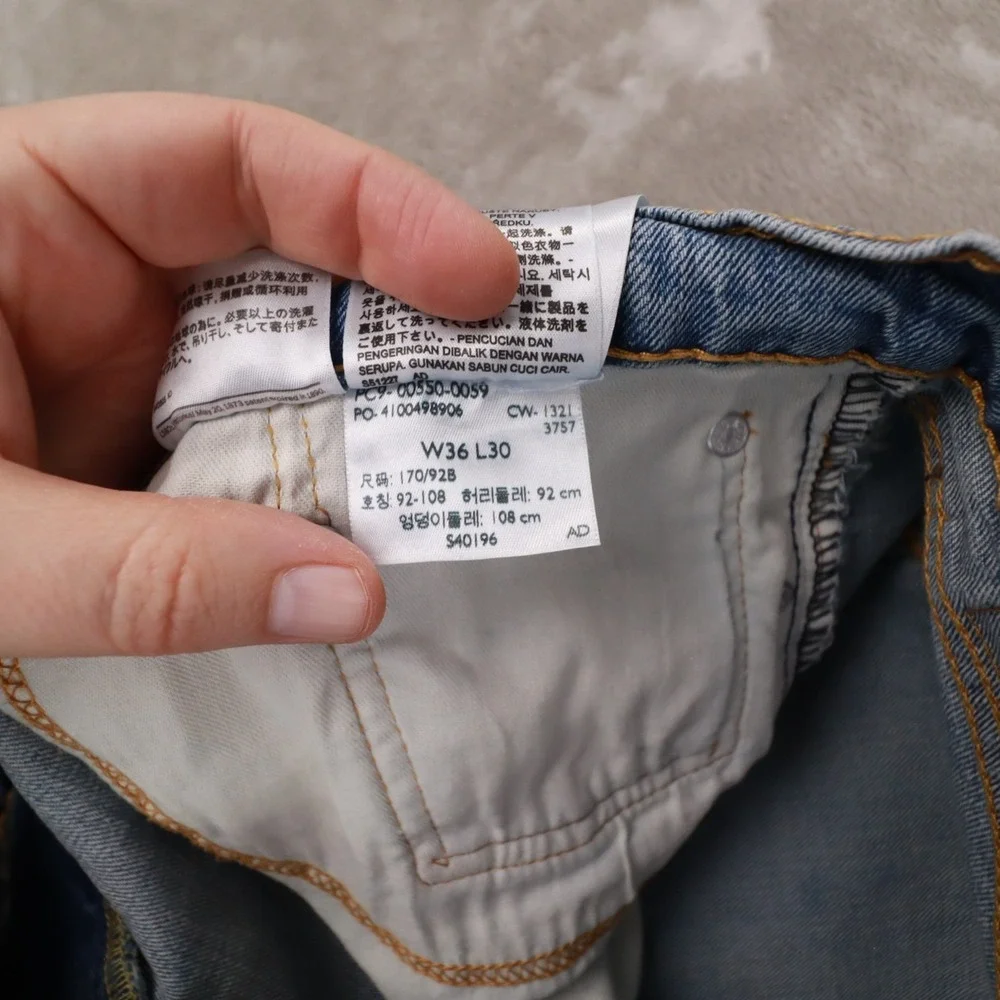 Levi's 550 Relaxed Straight‎ Leg Medium Wash Jeans Blue Men's 36x30 act 36x29